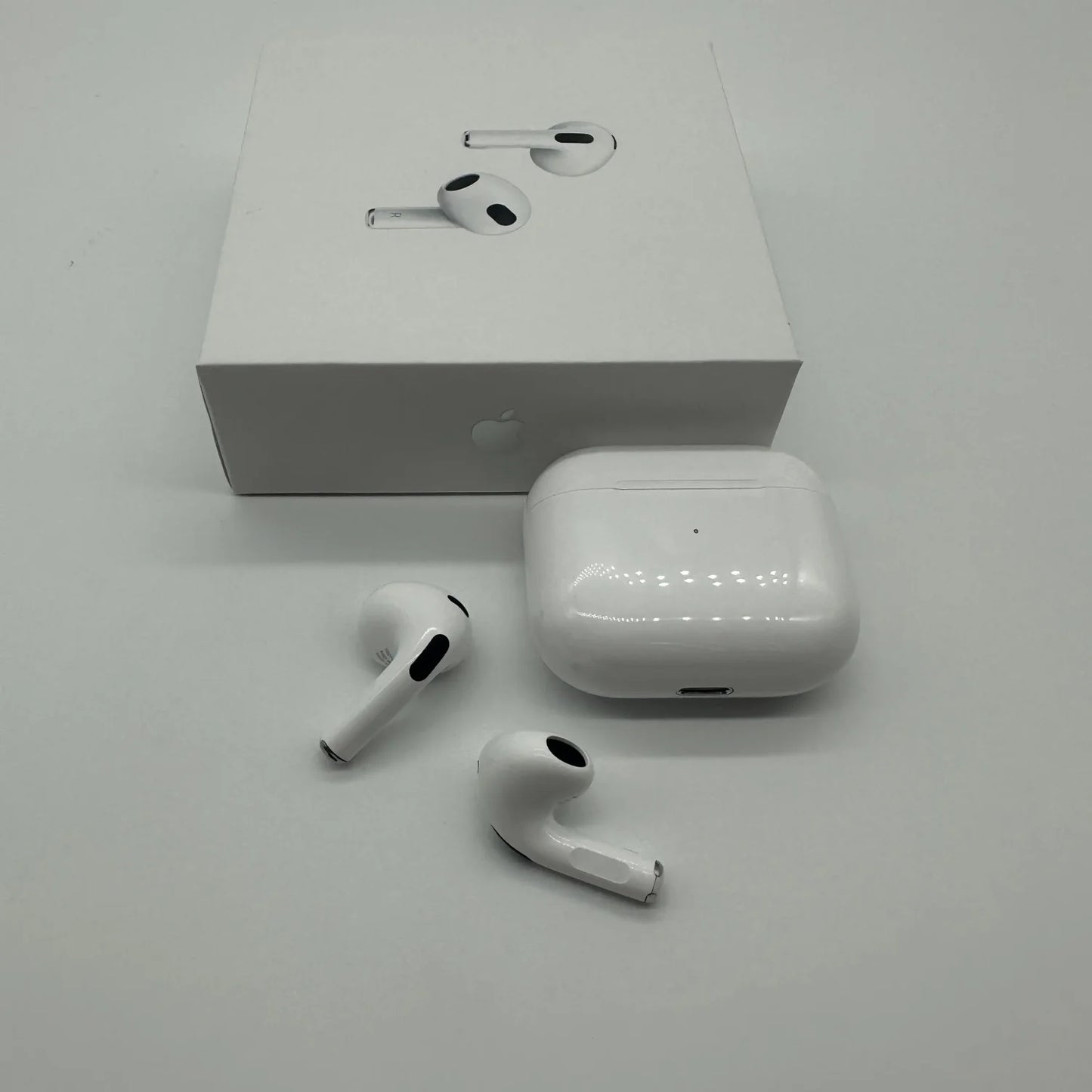 Apple Airpods 3 With MagSafe Charging Case