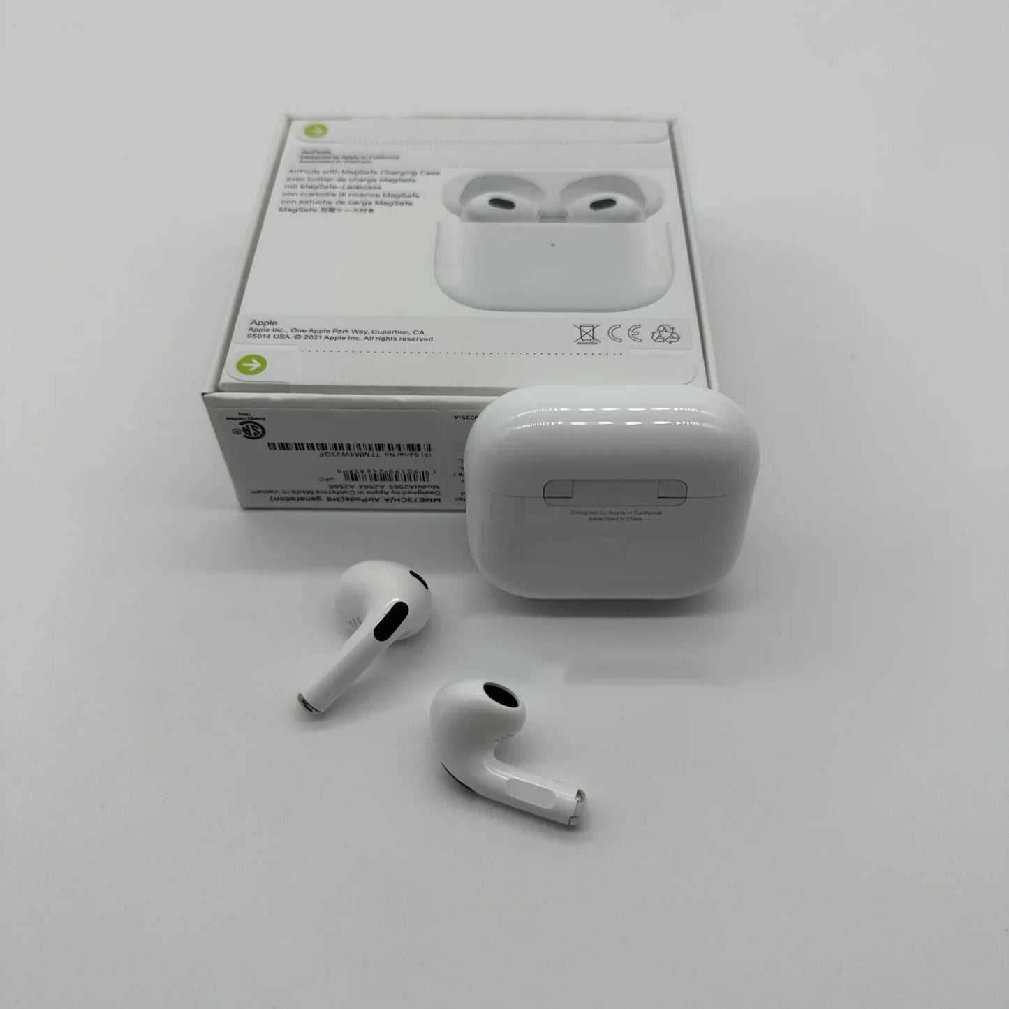 Apple Airpods 3 With MagSafe Charging Case